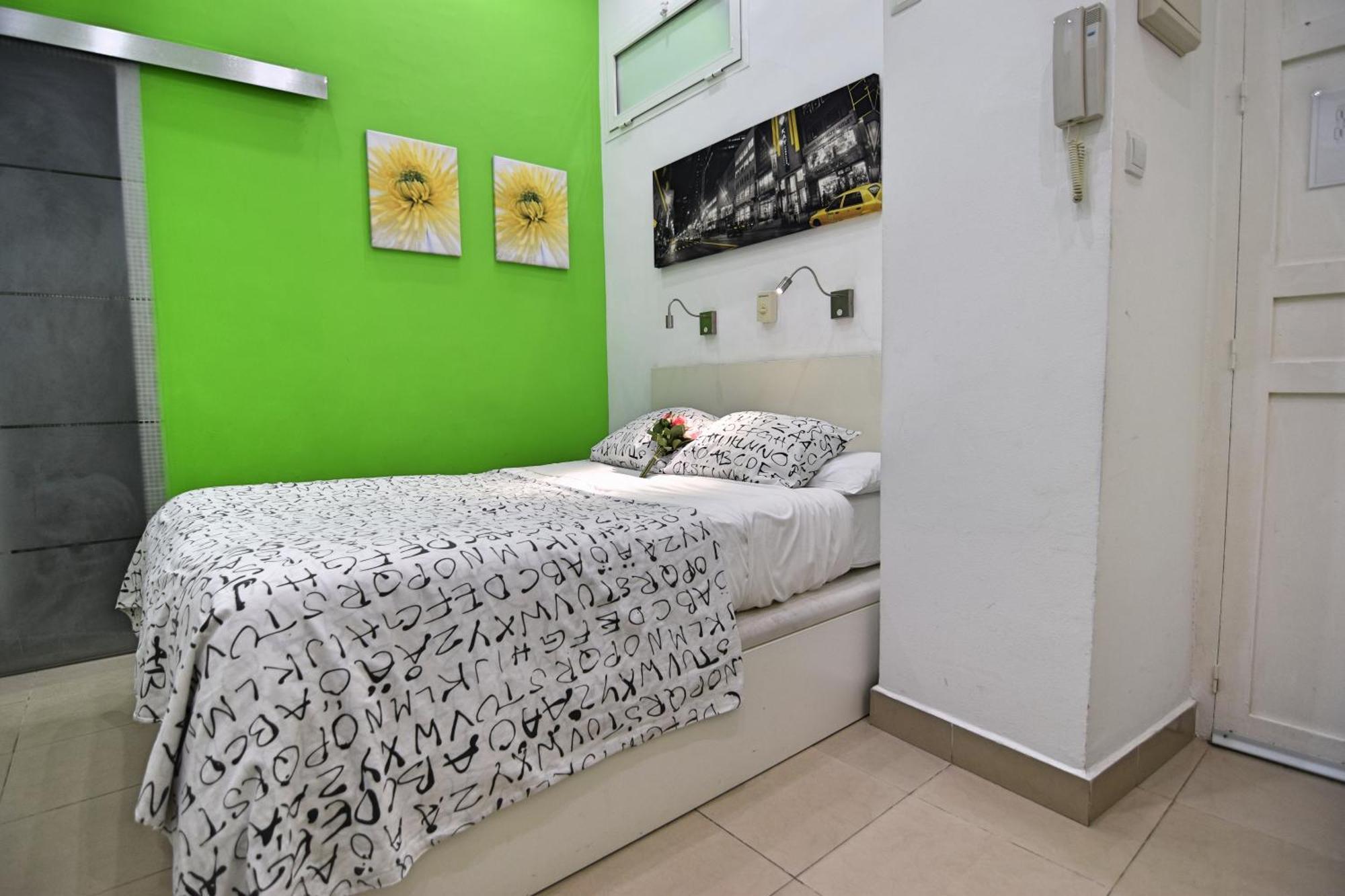 Apartamentos Marques De La Merced Malaga Exterior photo